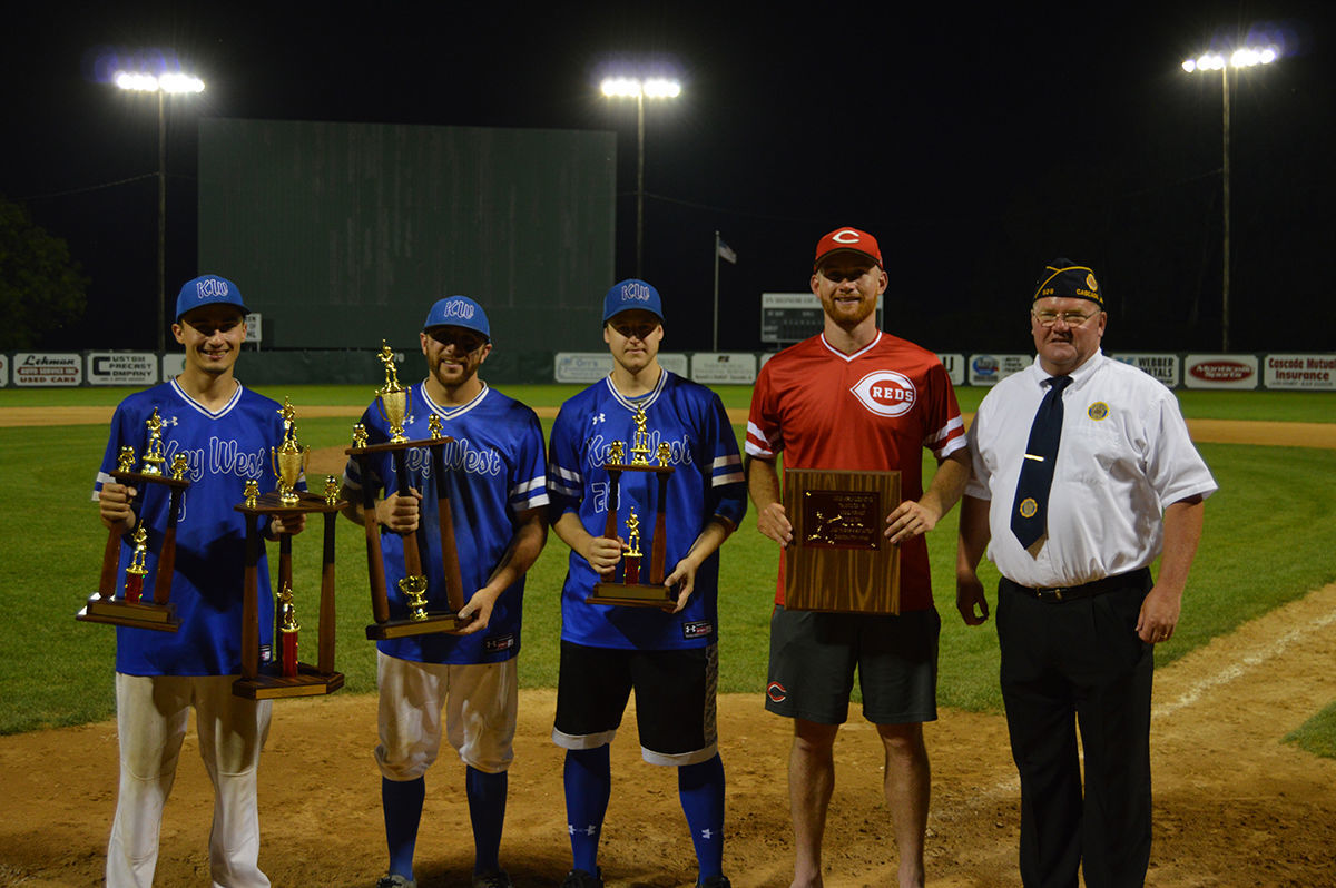 Legion Post presents awards